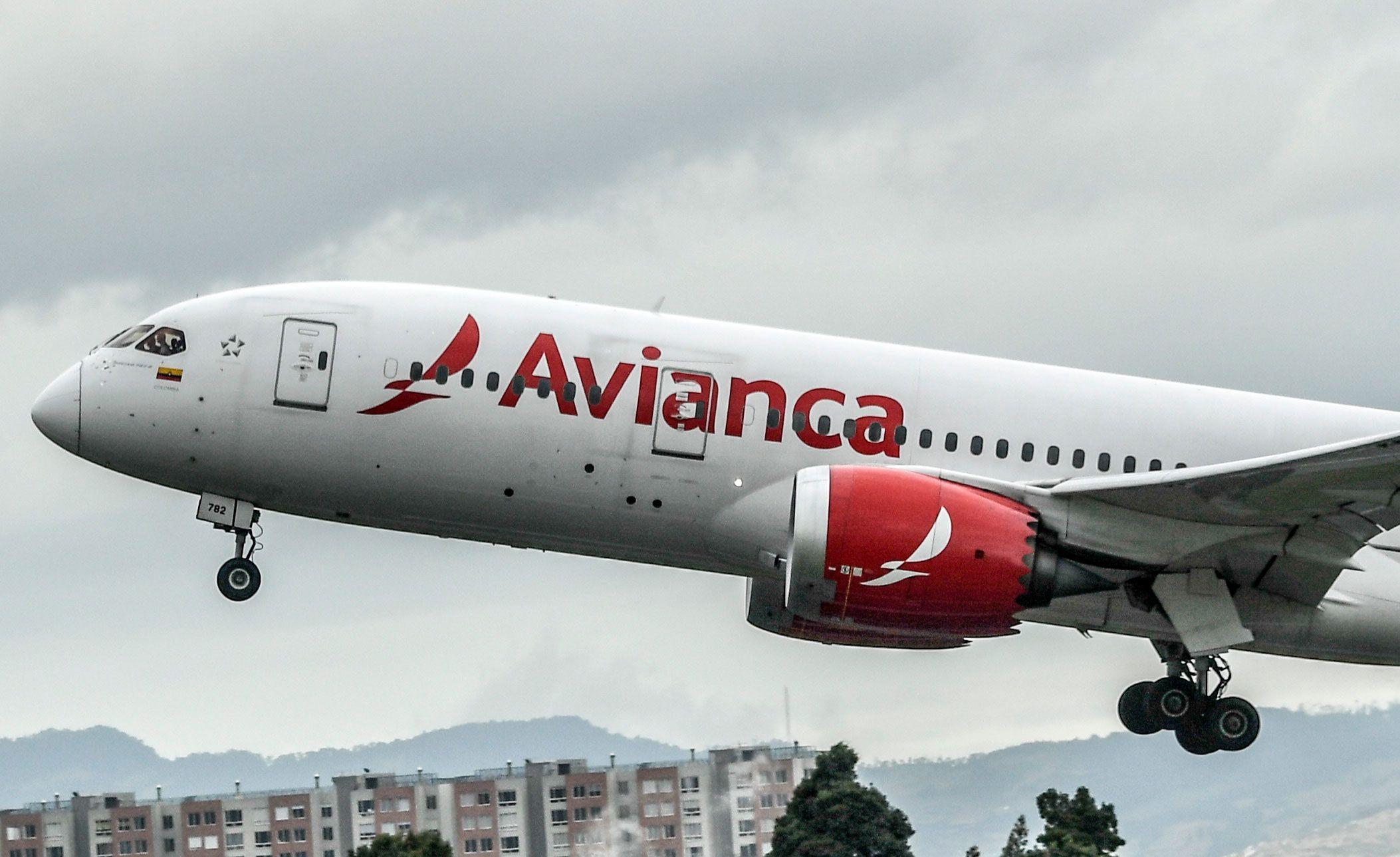¿Cómo llamar a Avianca desde Colombia?